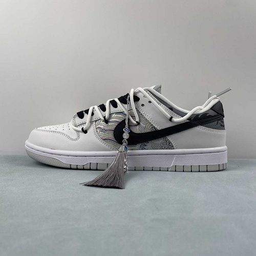 T  Nike Dunk Low  DV0831-101 35-46